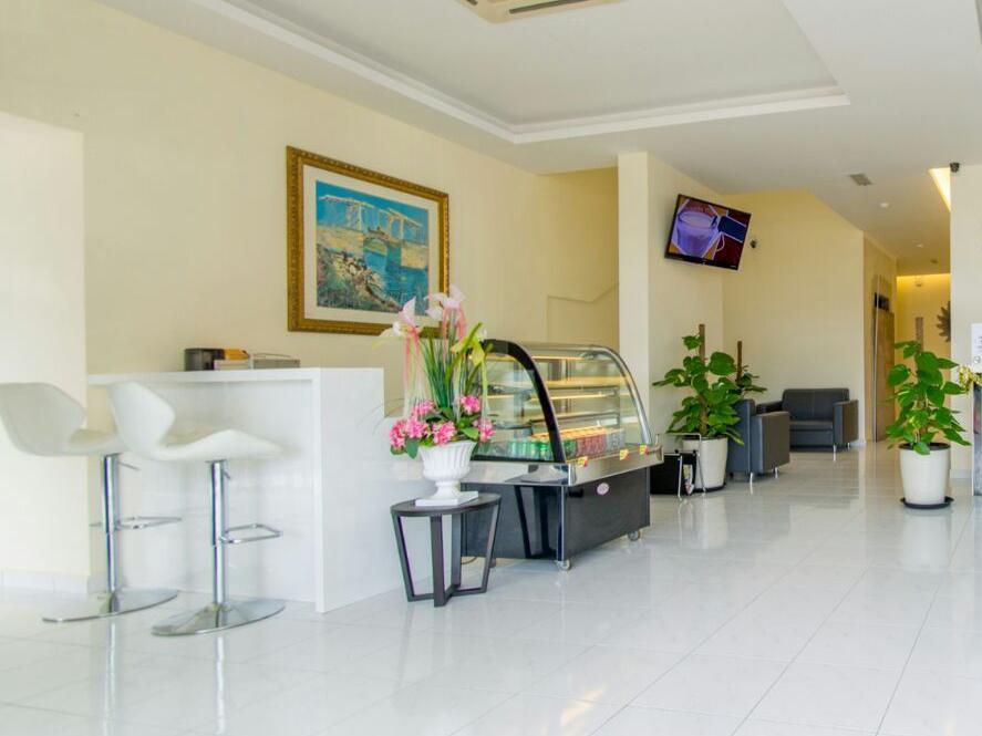 Ample Hotel Skudai Exterior foto